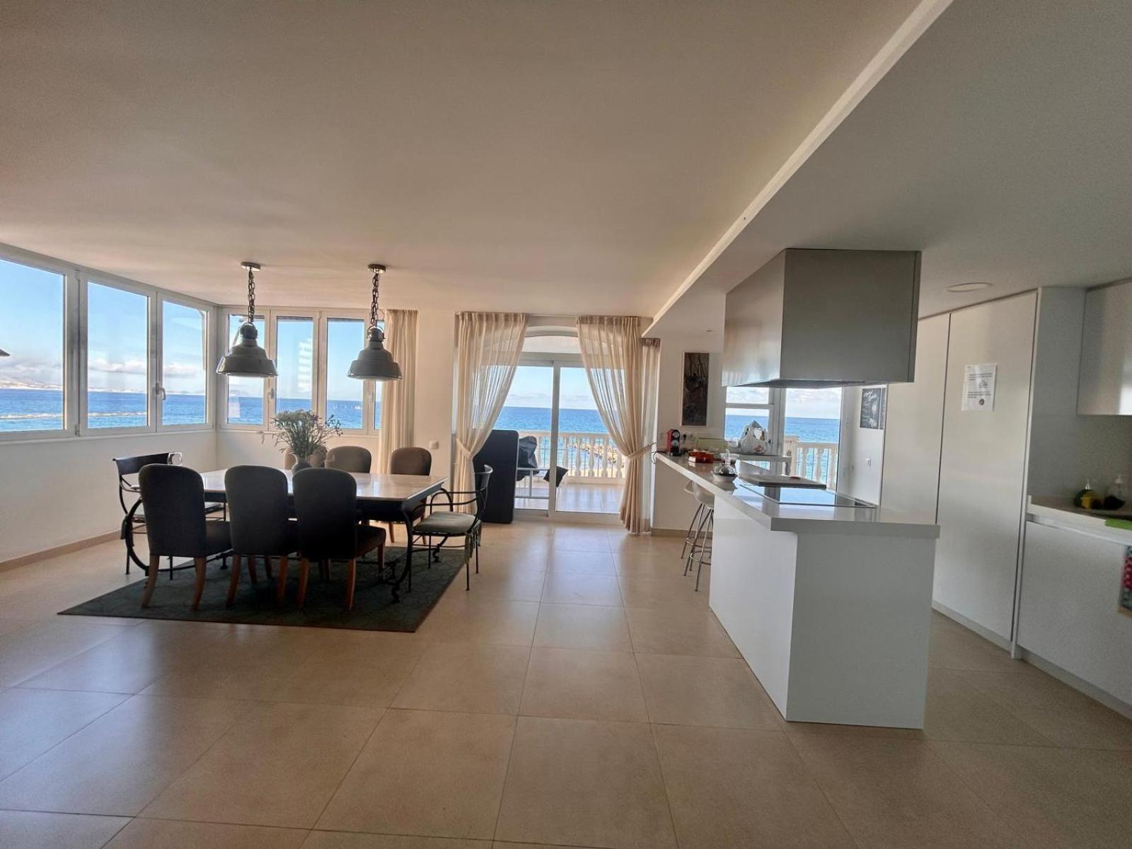 Beach House Brotonss إل كامبيلو المظهر الخارجي الصورة