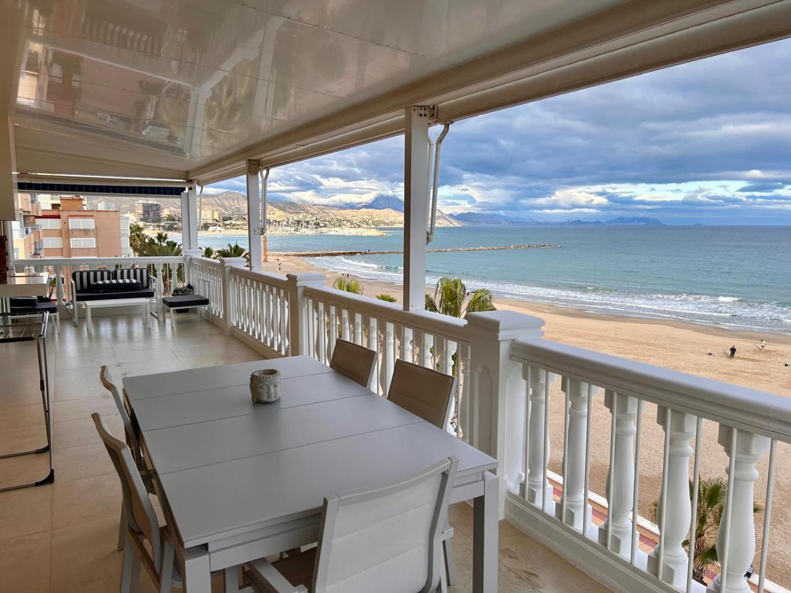 Beach House Brotonss إل كامبيلو المظهر الخارجي الصورة